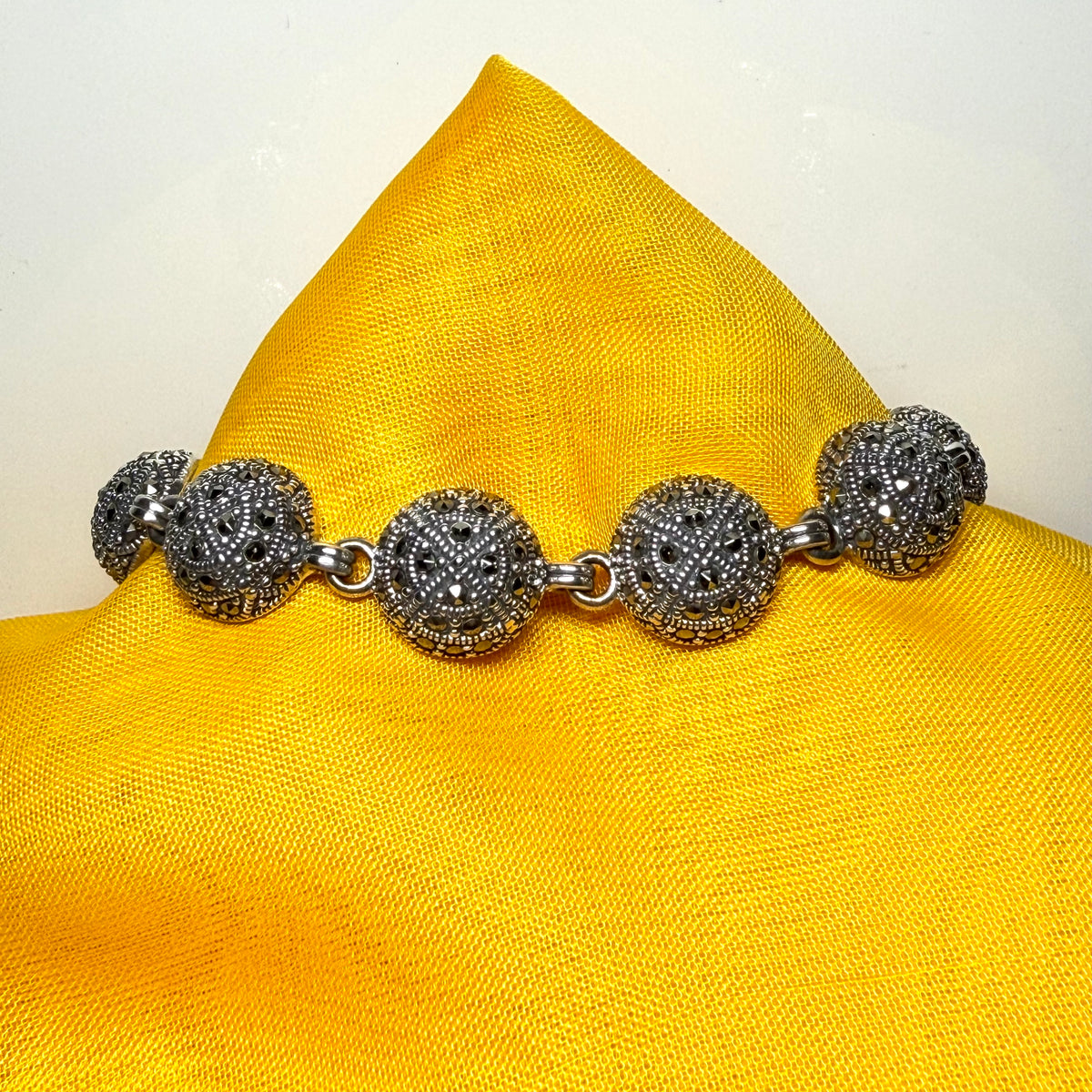 Real marcasite sterling silver bracelet round link shaped