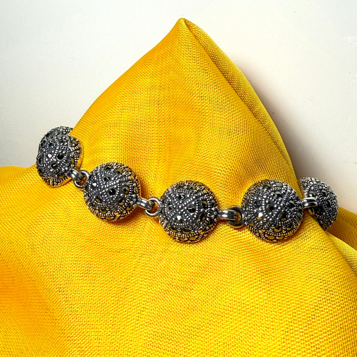 Real marcasite sterling silver bracelet round link shaped