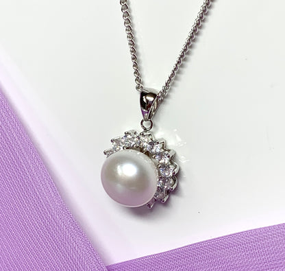 Real pearl sterling silver round necklace sparkling pendant