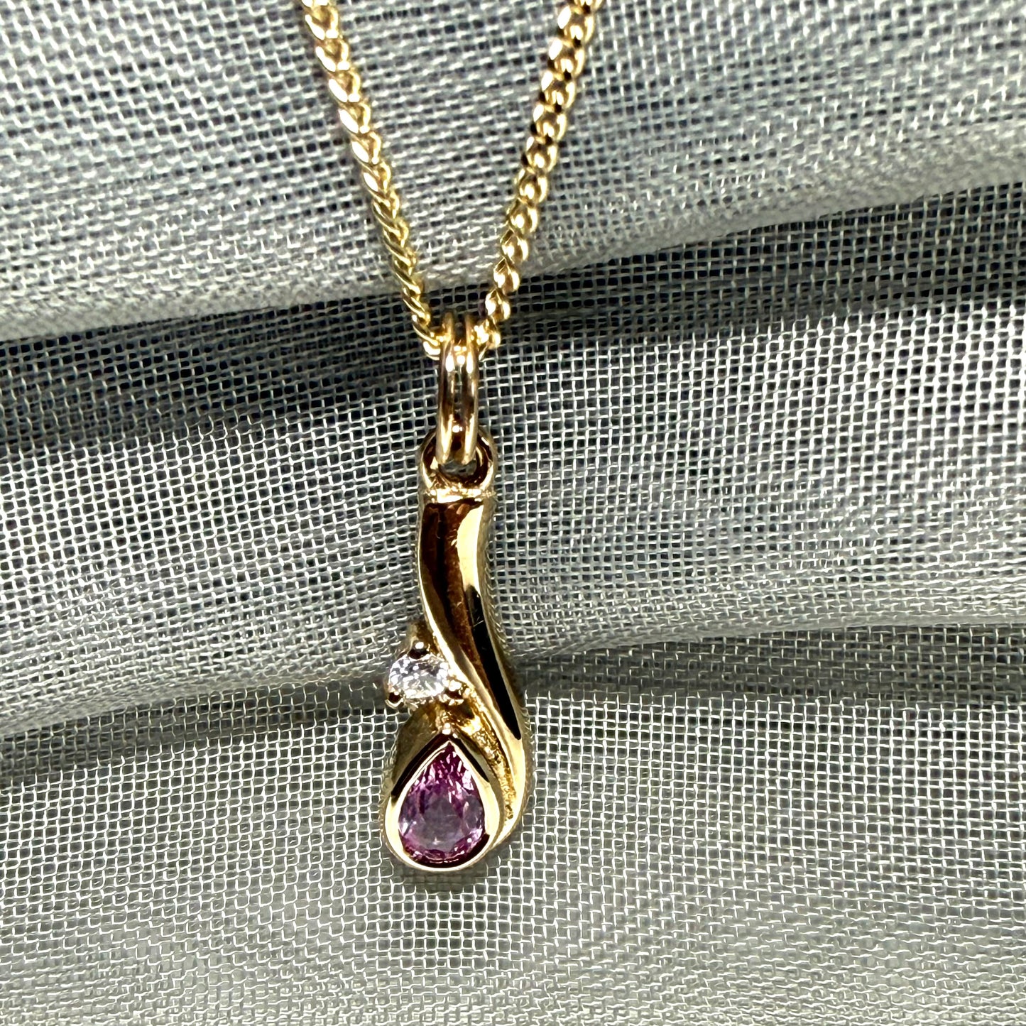 Real pink sapphire and diamond necklace yellow gold pendant with a chain included