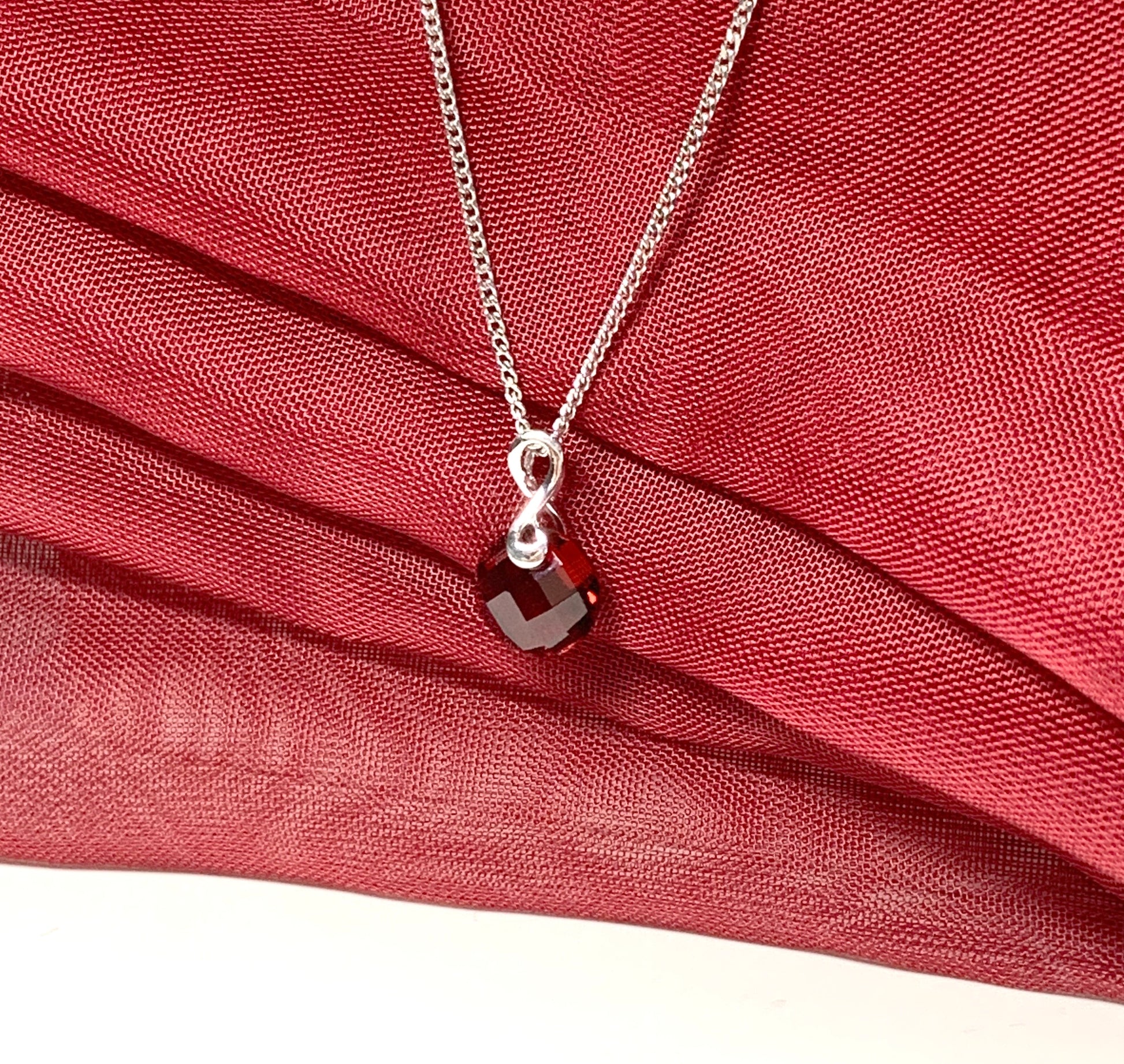 Real red garnet pendant round shaped fancy pierced white gold necklace
