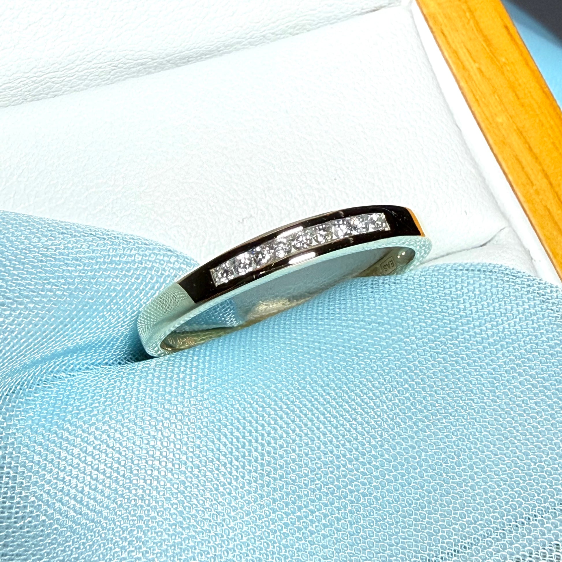 Real round cut diamond channel set eternity ring yellow gold 10 points