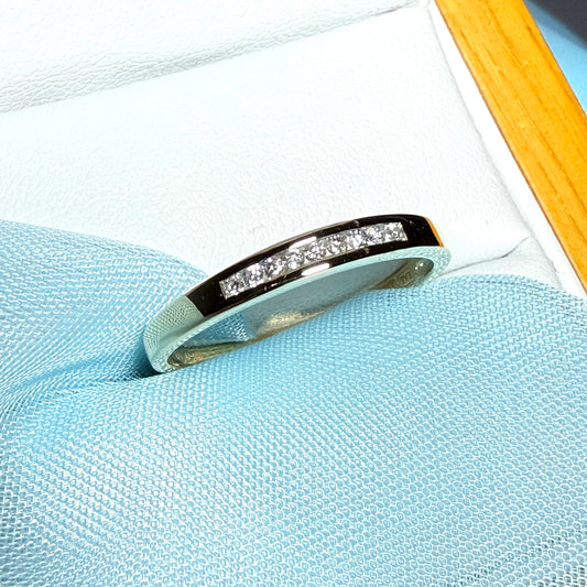 Real round cut diamond channel set eternity ring yellow gold 10 points
