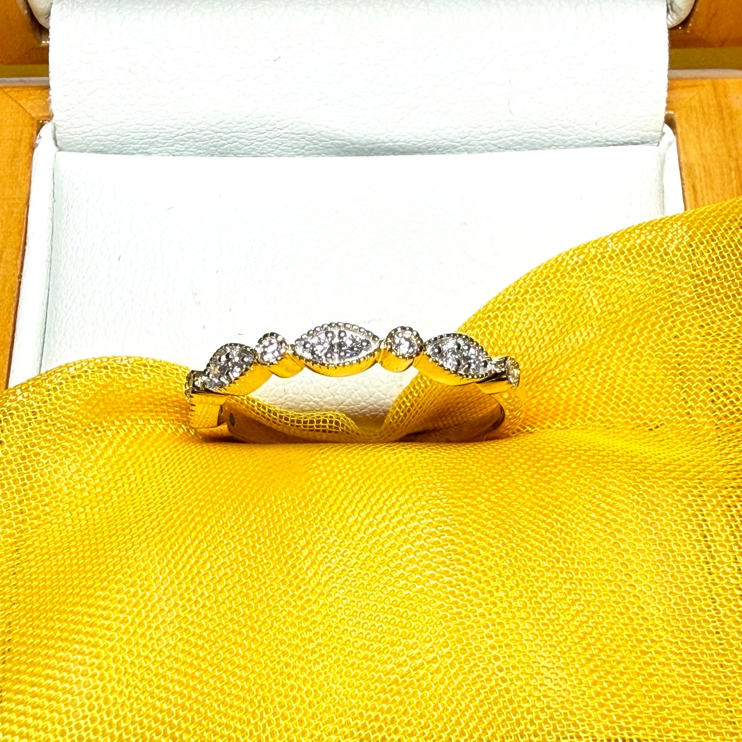 Real round cut diamond eternity ring yellow gold 17 points