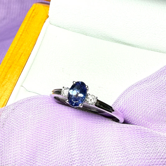 Real tanzanite and diamond white gold oval ring