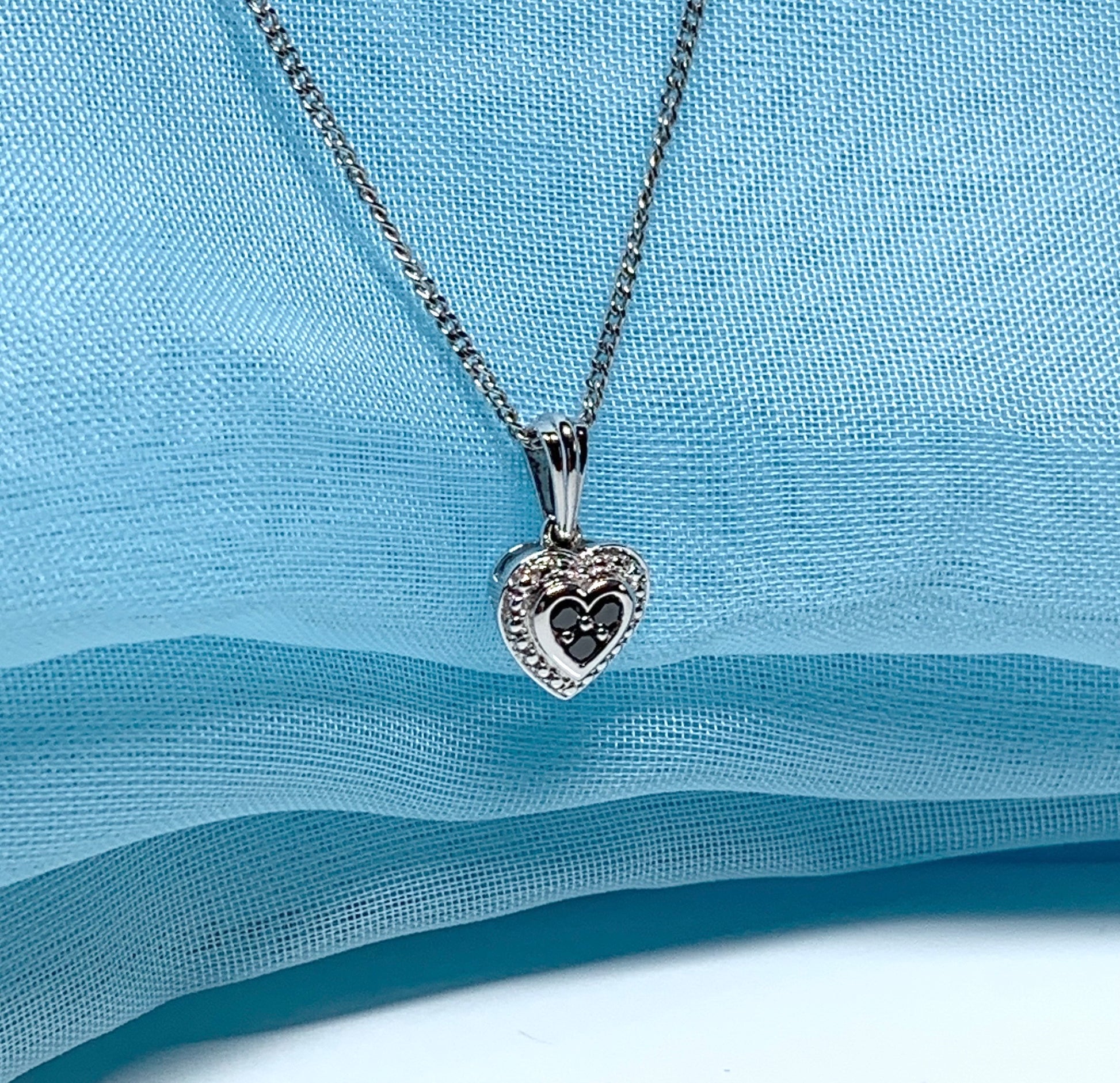 Real black and white diamond heart shaped white gold necklace pendant