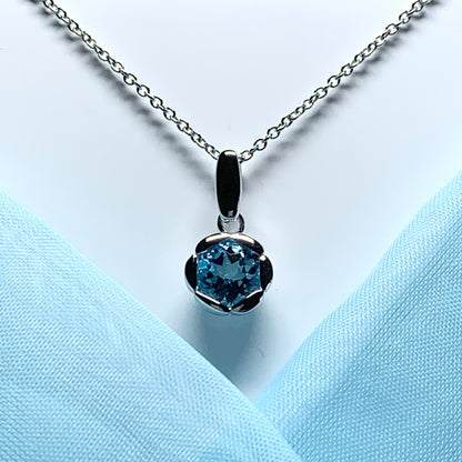 Real blue topaz necklace fancy flower edged round