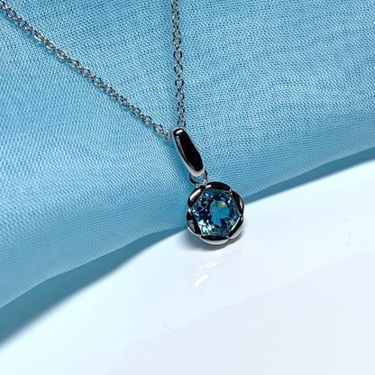 Real blue topaz necklace fancy flower edged round