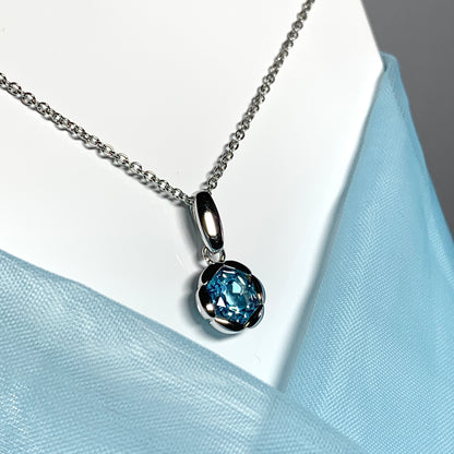 Real blue topaz necklace fancy flower edged round