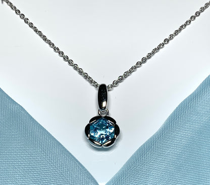 Real blue topaz necklace fancy flower edged round