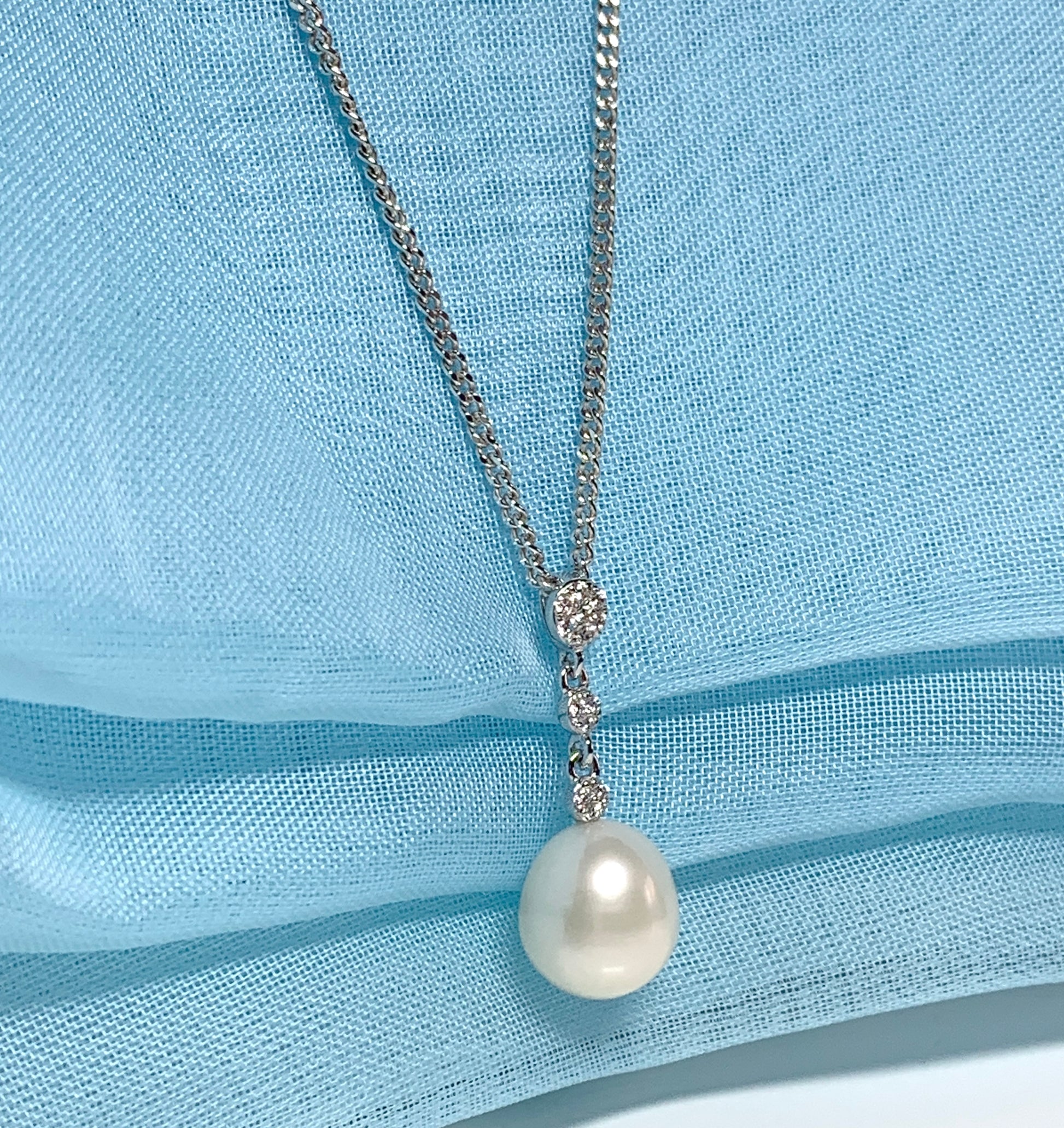 Real freshwater pearl and cubic zirconia sterling silver necklace drop pendant