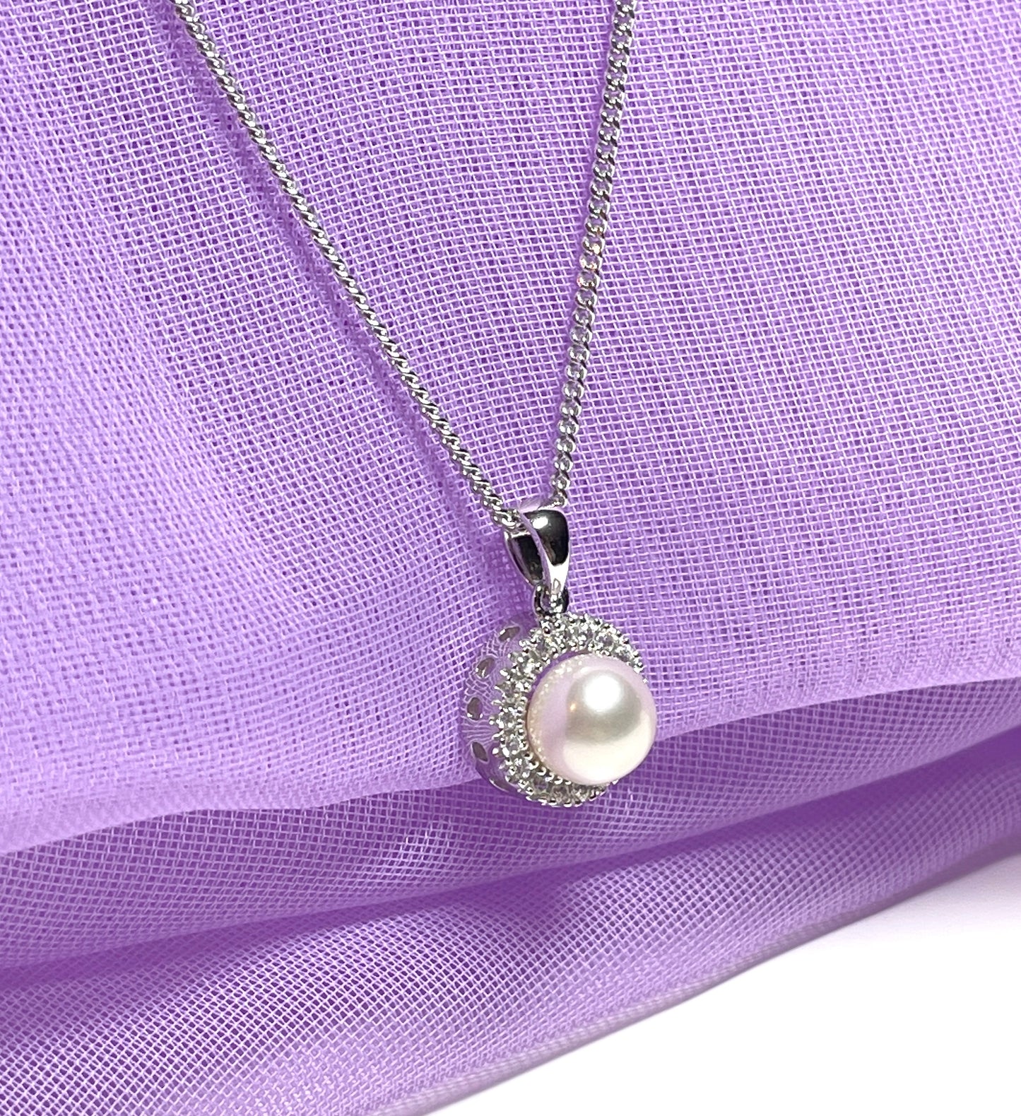 Real freshwater pearl sterling silver round necklace cubic zirconia