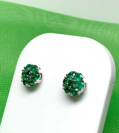 Real green emerald white gold round daisy cluster stud earrings