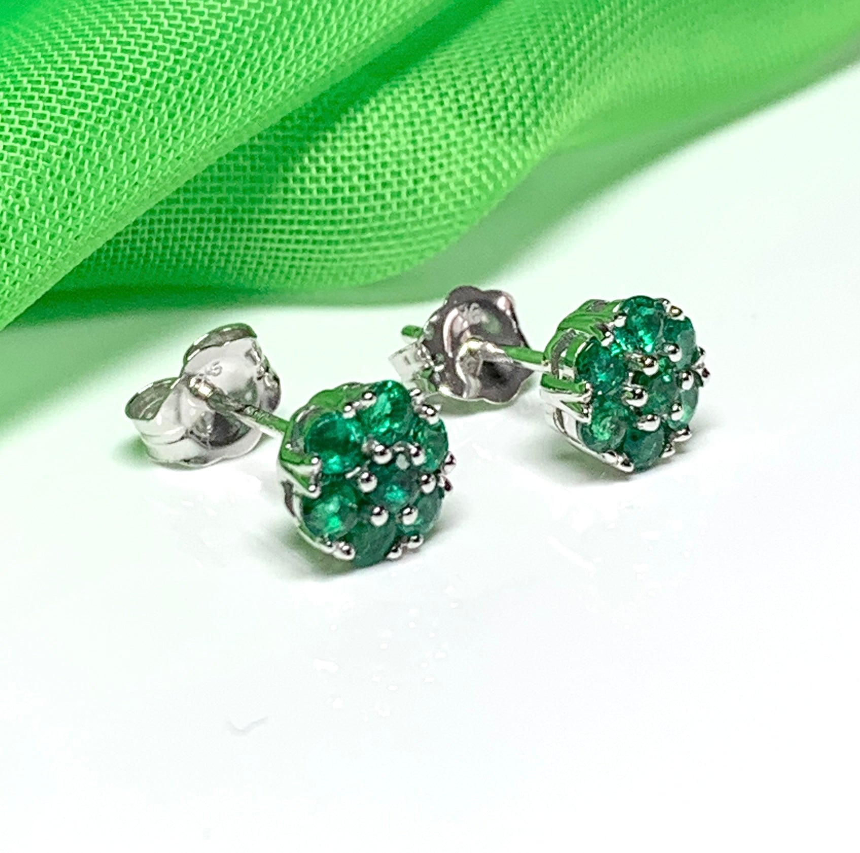 Real green emerald white gold round daisy cluster stud earrings