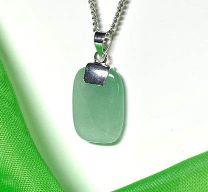 Real green jade cushion necklace