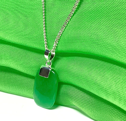 Real green jade necklace cushion shaped stone sterling silver