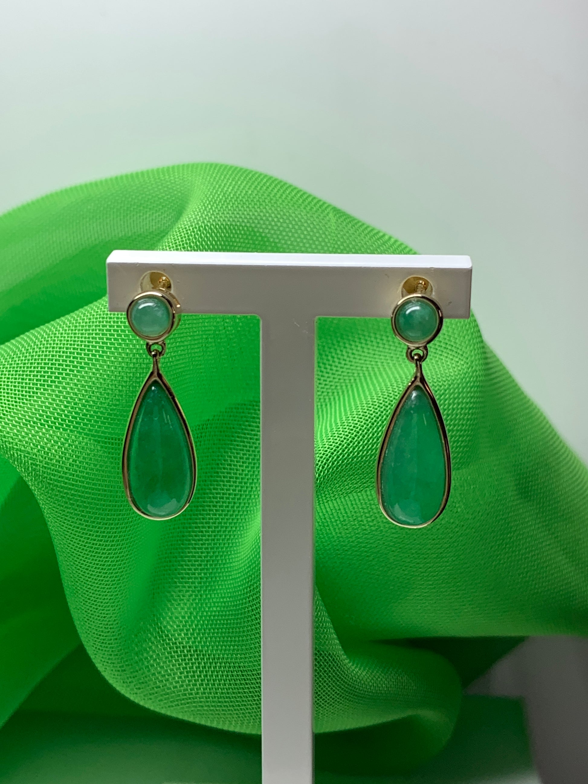 Real jade earrings drop double round and teardrop yellow gold