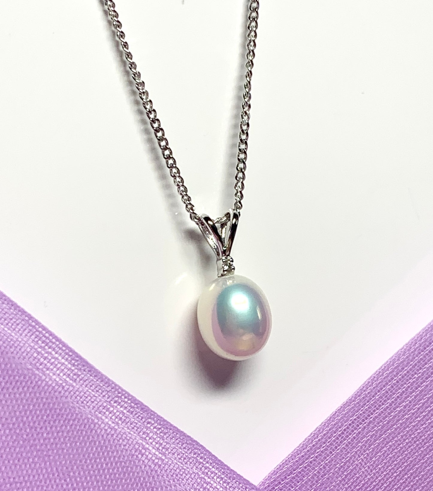 Real pearl pendant necklace and diamond real freshwater cultured oval white gold