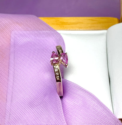 Real pink sapphire and diamond yellow gold dress cocktail ring