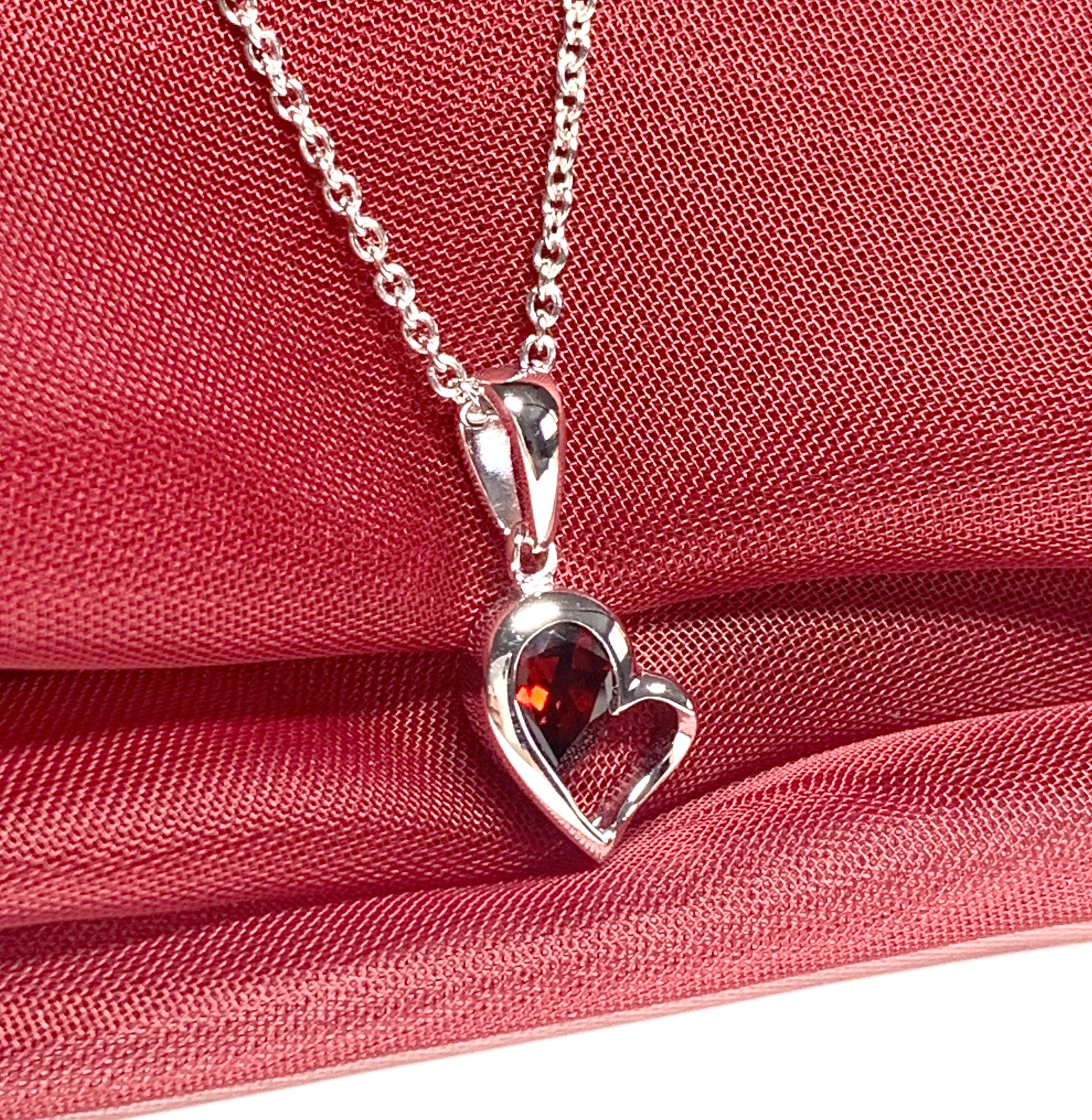 Real red garnet heart shape necklace pendant sterling silver