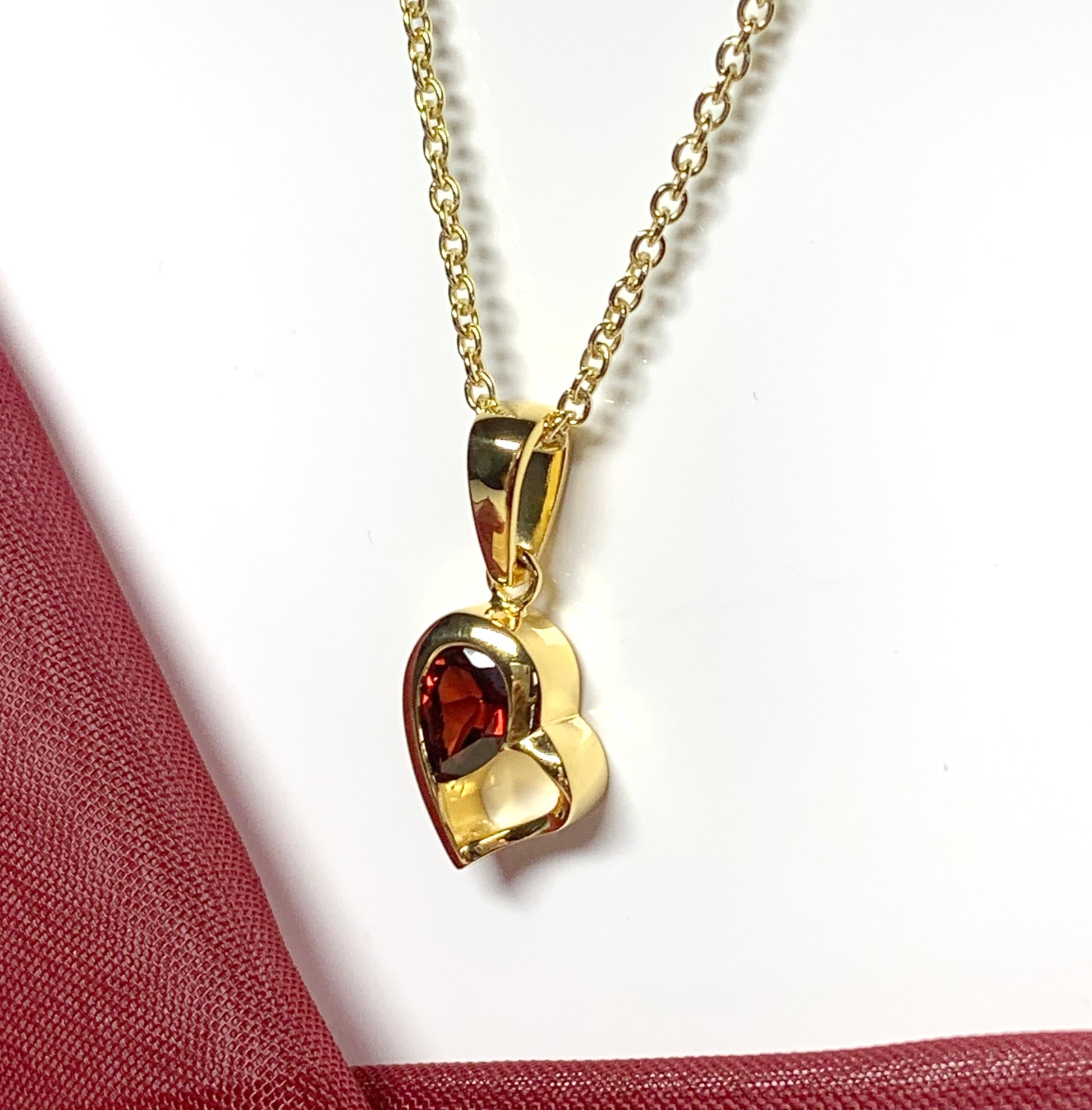 Real red garnet heart shape necklace pendant sterling silver gilt gold plating