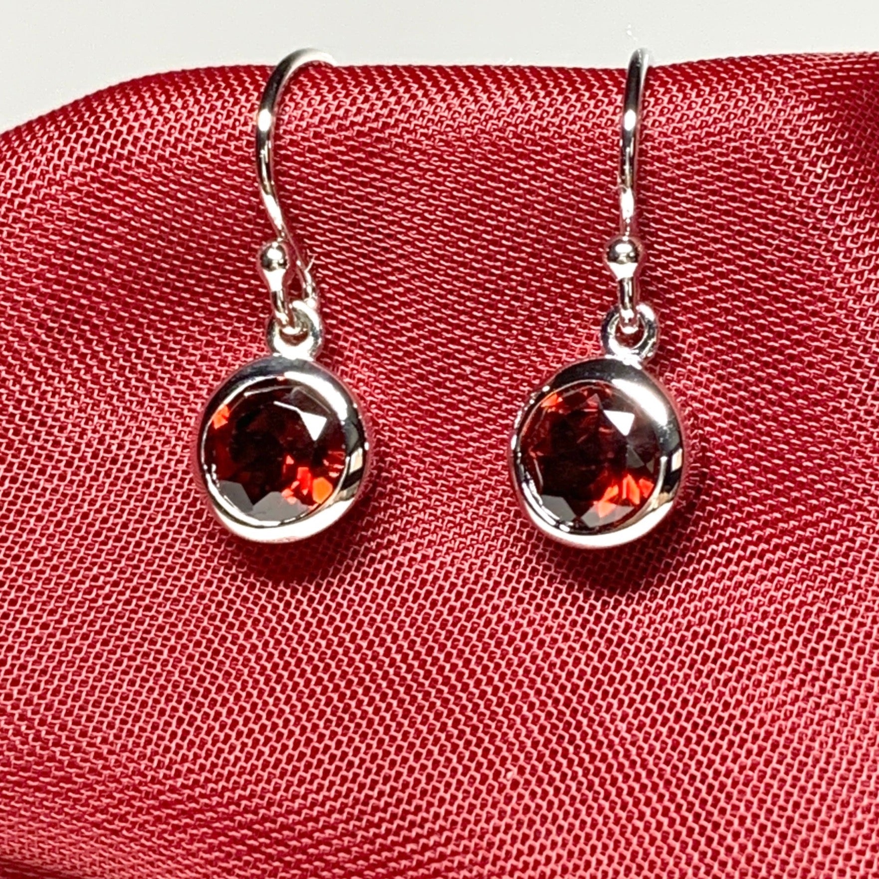 Real red garnet round shaped drop earrings sterling silver