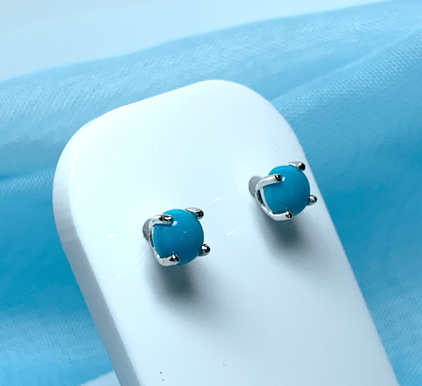 Real turquoise stud earrings round white gold