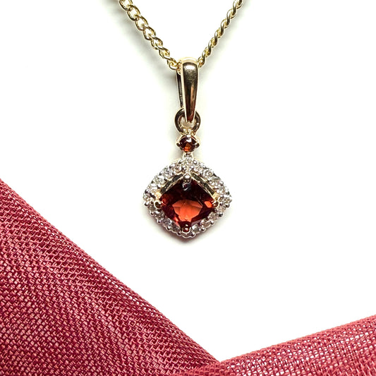 Red brown real garnet and diamond yellow gold cushion cluster necklace