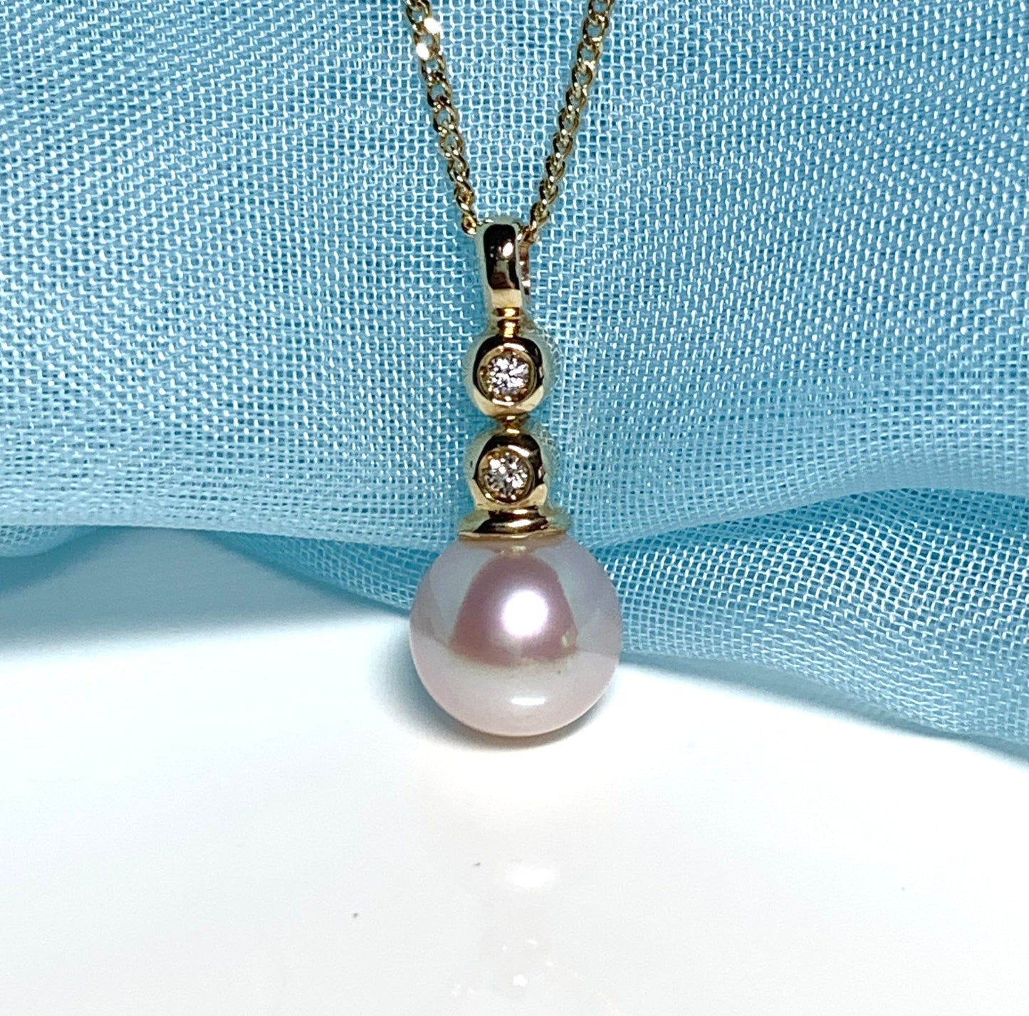 Rose pink pearl necklace freshwater cultured cubic zirconia yellow gold pendant