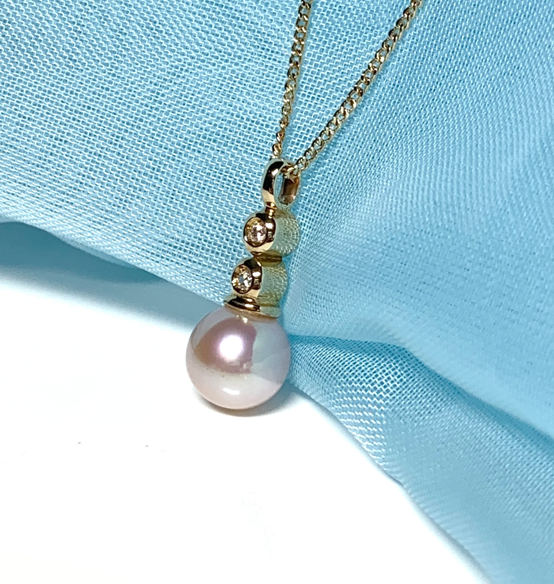 Rose pink pearl necklace freshwater cultured cubic zirconia yellow gold pendant