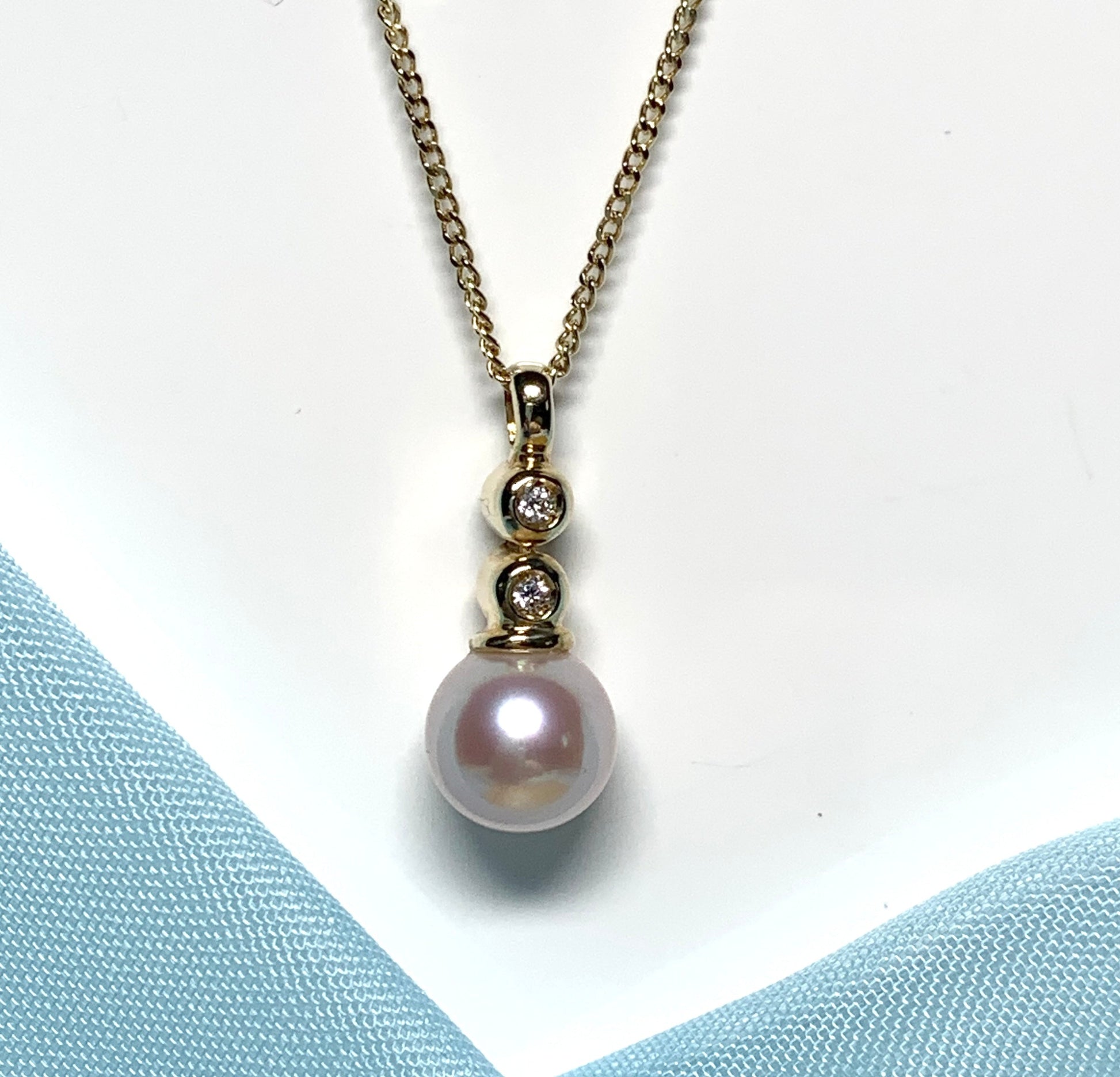 Rose pink pearl necklace freshwater cultured cubic zirconia yellow gold pendant