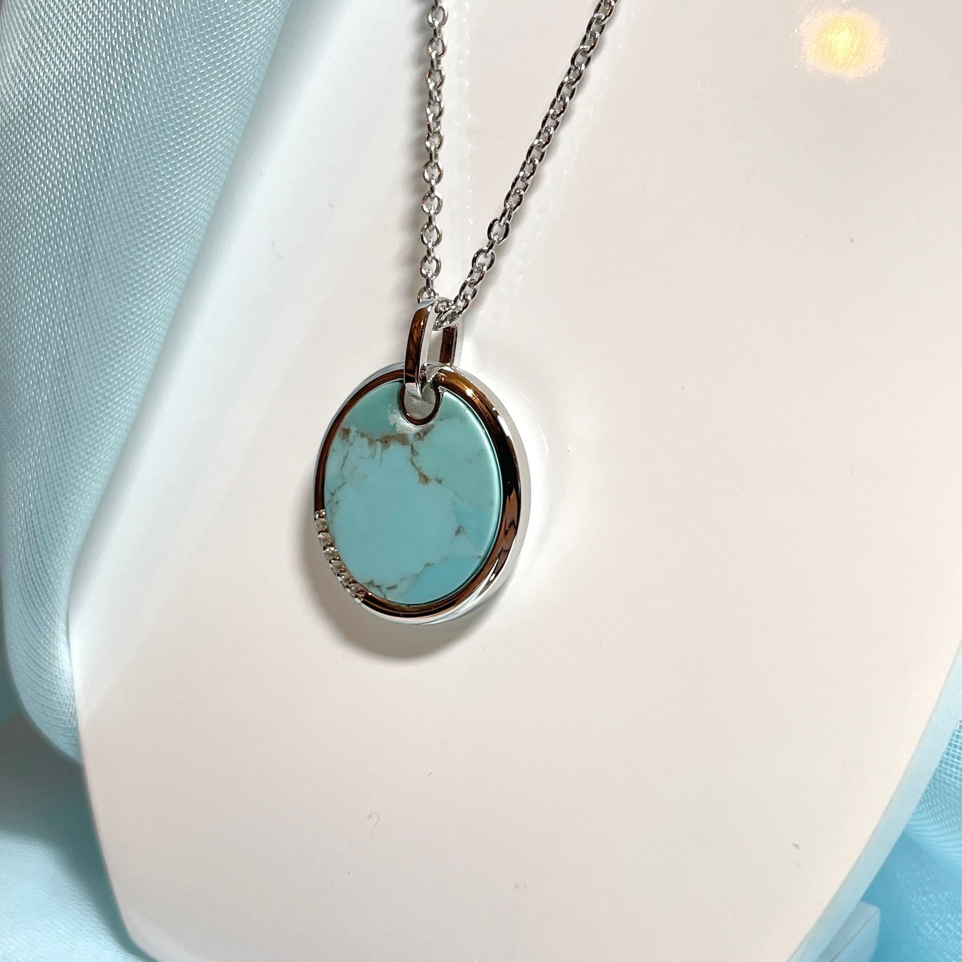 Turquoise Round Sterling Silver Necklace Circle