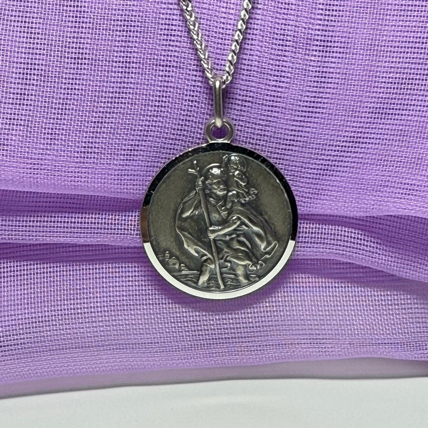 Round sterling silver St. Christopher 20 mm with chain