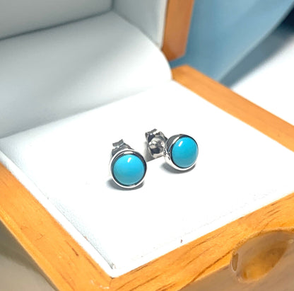 Turquoise round white gold stud earrings