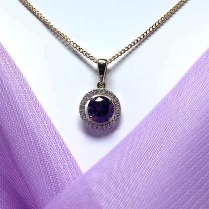 Round yellow gold and amethyst and cubic zirconia necklace pendent