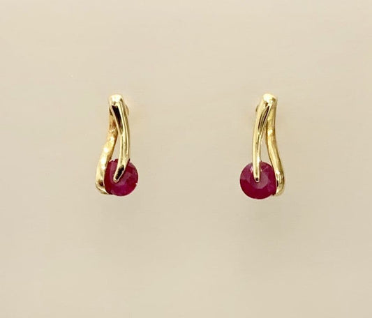Ruby Yellow Gold Stud Earrings