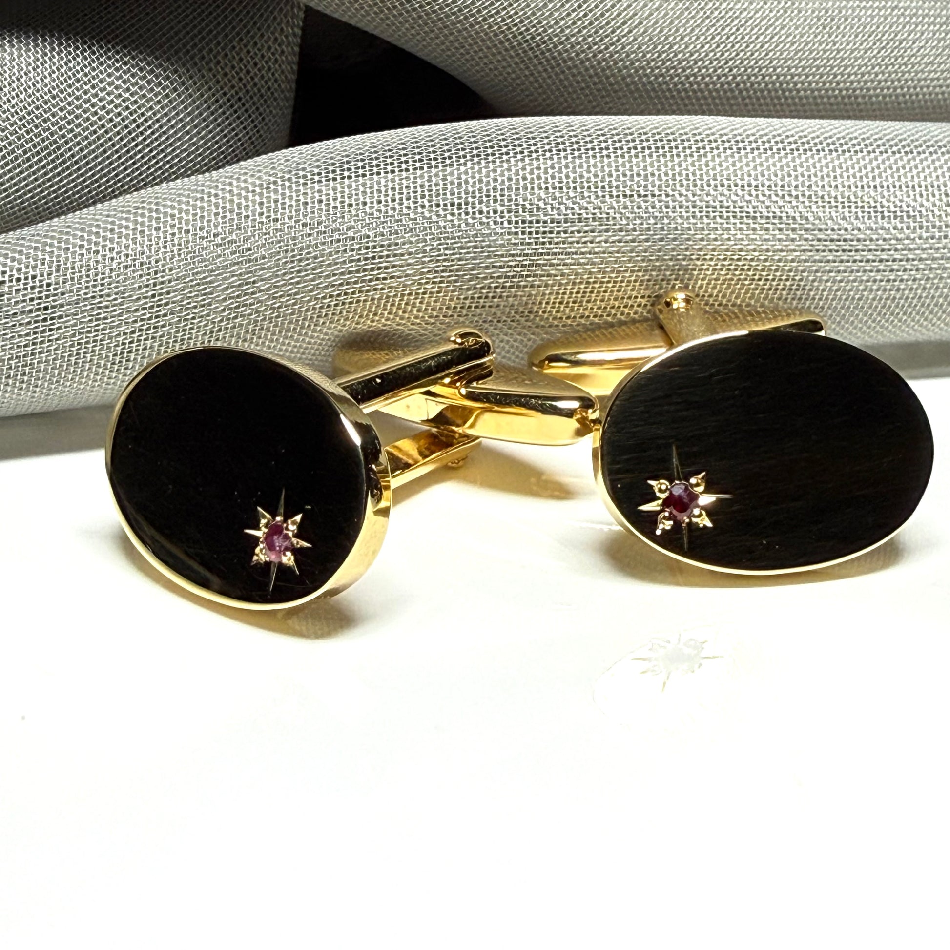Ruby set oval cufflinks