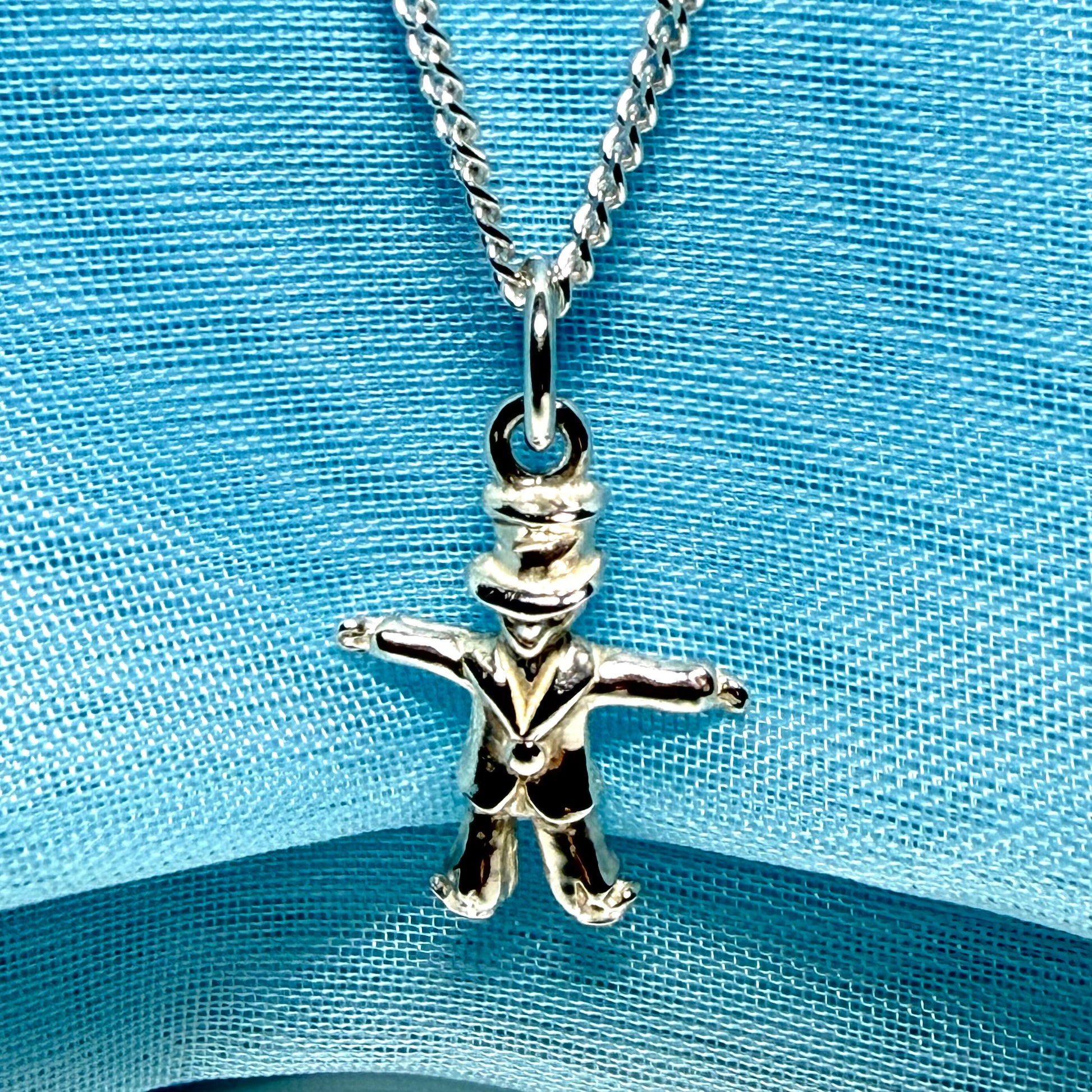 Scarecrow shaped solid necklace sterling silver