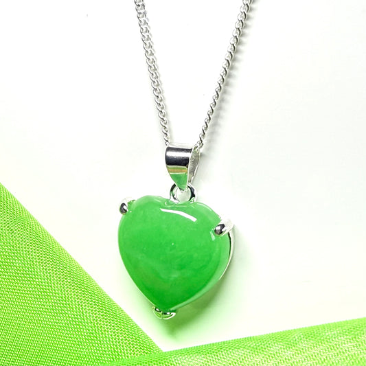 Shimmering real green jade heart shaped necklace with chain