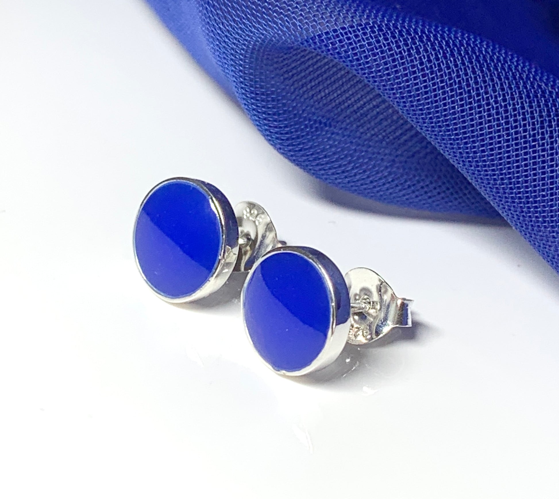 Sterling silver blue enamelled round stud earrings