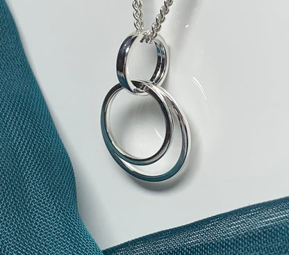 Sterling silver double circle round necklace pendant