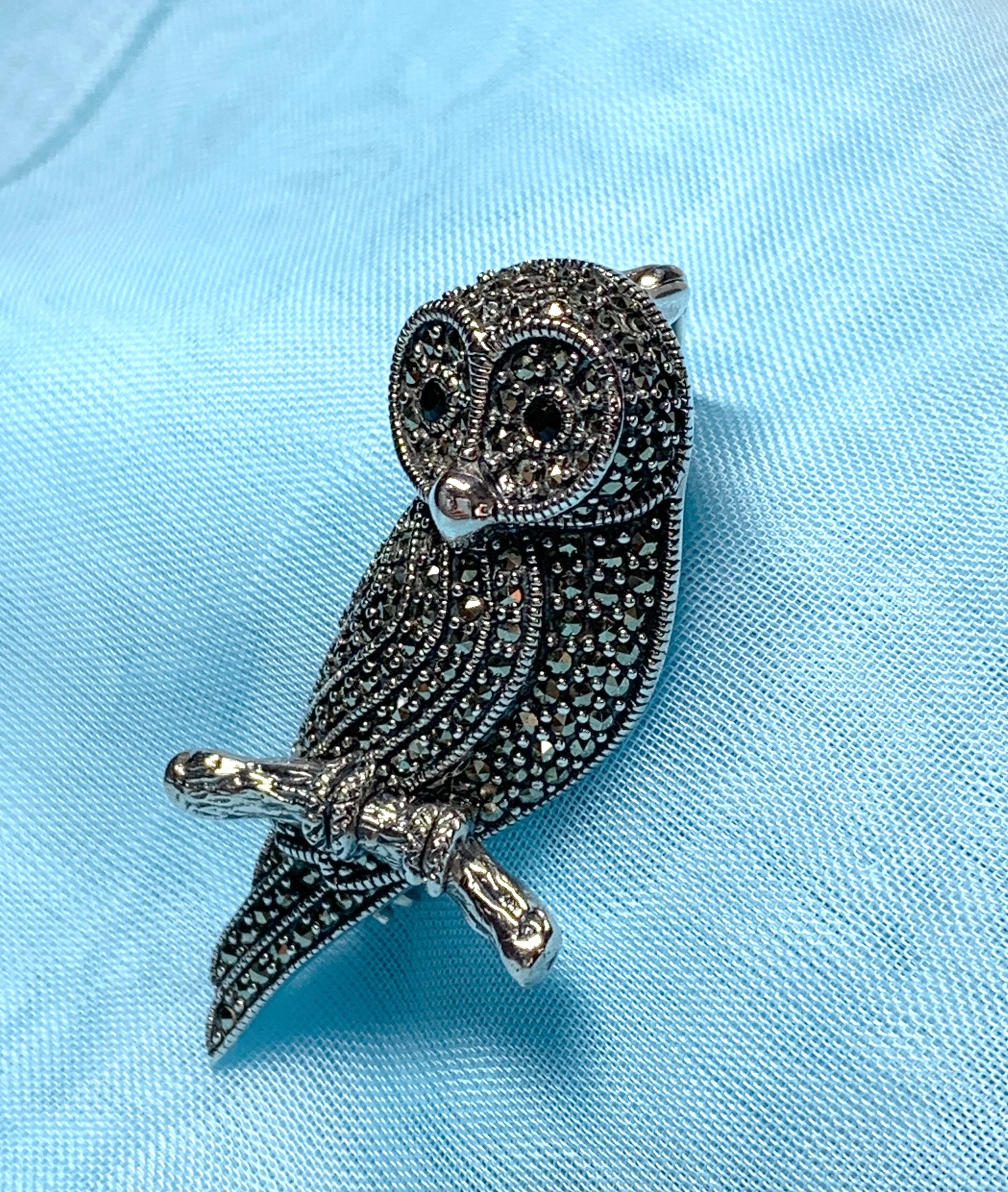 Sitting owl brooch marcasite sterling silver onyx eyes