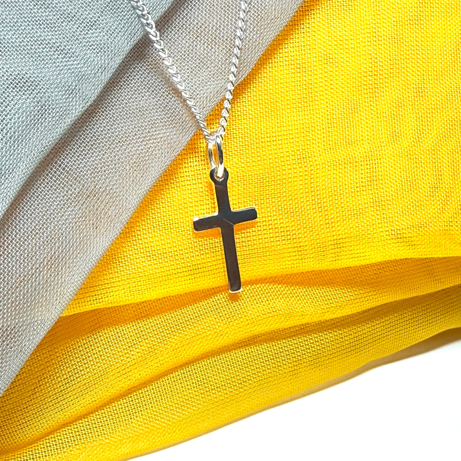 Small plain cross sterling silver necklace