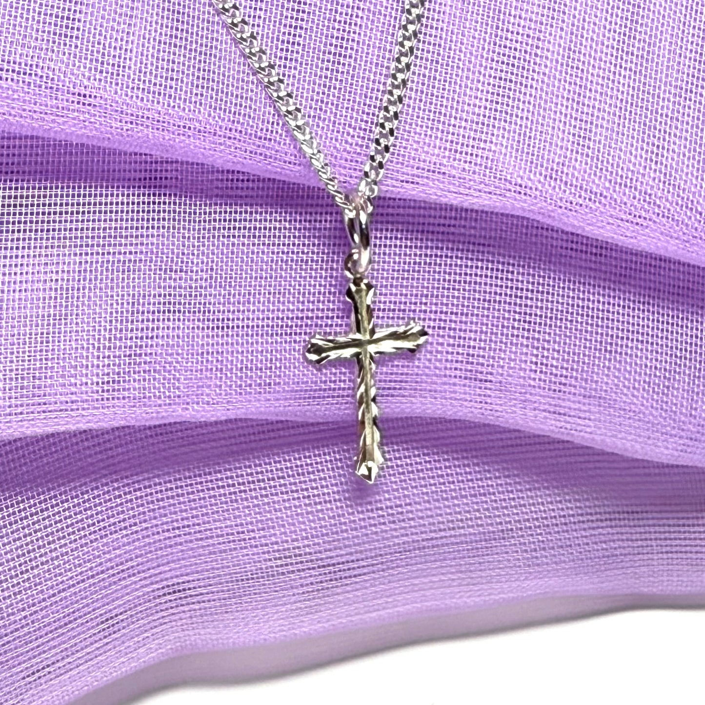 Solid Sterling Silver Cross Diamond Cut Pattern With Chain