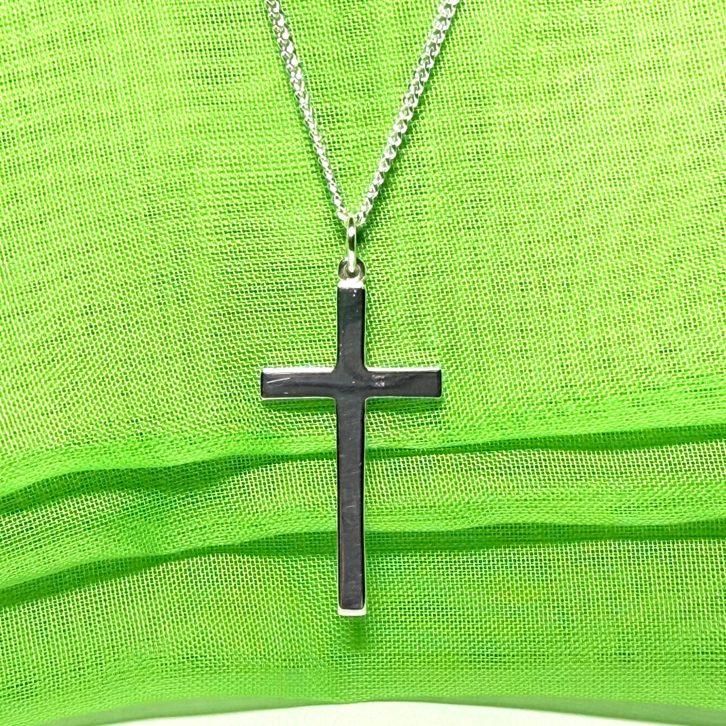 Solid cross highly polished plain design with chain sterling silver
