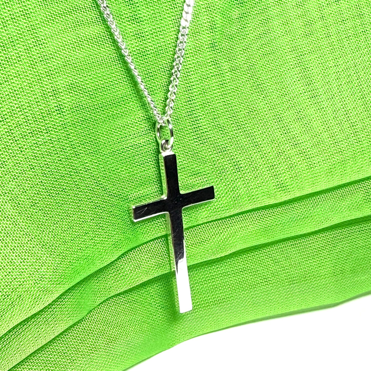 Solid cross highly polished plain design with chain sterling silver