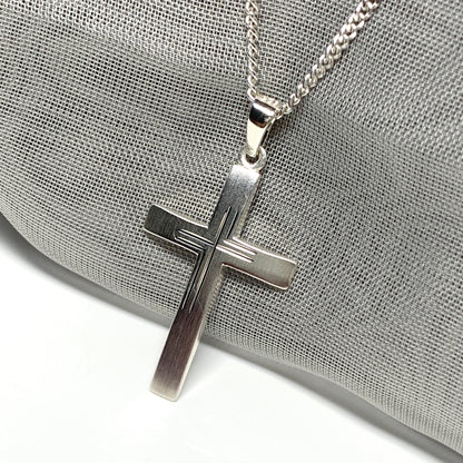 Solid diamond cut cross patterned sterling silver and chain