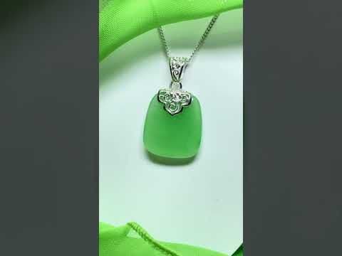 Sterling Silver Cushion Shaped Green Jade Necklace