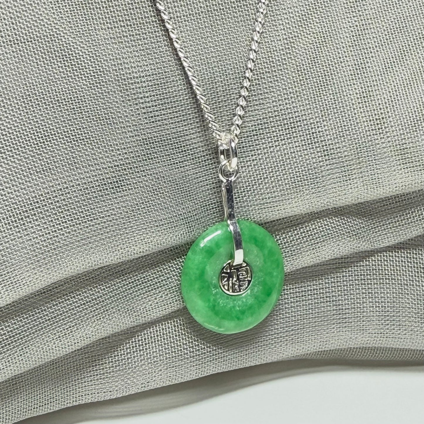 Sterling Silver Round Green Jade Necklace with chain