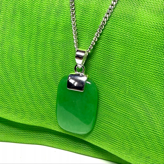 Sterling silver cushion shaped real green jade pendant, a beautiful and stunning necklace design